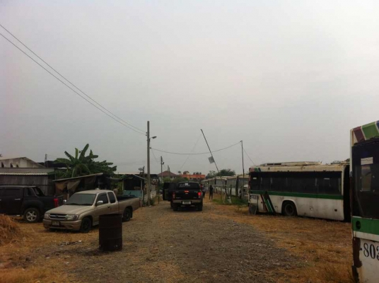 ขายรถบัสแอร์ยกชุด 70 กว่าคัน แอร์ เชื้อเพลิง ดีเซล ก๊าซNGV ทะเบียน ม.79 ขายเป็นกิโลกรัม ขายกิโลละ 10 บาท