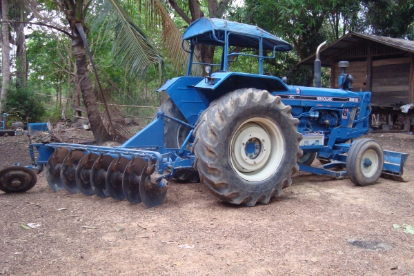 รถไถฟอร์ด 6500 สภาพพร้อมใช้งาน