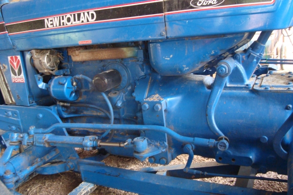 รถไถฟอร์ด 6500 สภาพพร้อมใช้งาน