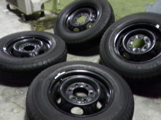 ป้ายแดง ขอบ15 ยาง ดันล็อป 195/70/15