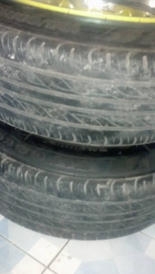 แม็กขอบ 15 กว้าง 8 พร้อมยางปี 13 ราคา 10500