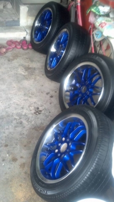 เม็กเลนโซ่ขอบ 16 พร้อมยางบริดสโตน 4 รู 100 เม็กเลนโซ่ขอบ 16 พร้อมยางบริดสโตน 4 รู 100