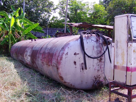 ขายถังน้ำมัน 12000 ลิตร พร้อมตู้จ่ายน้ำมัน ขายถังน้ำมัน 12000 ลิตร พร้อมตู้จ่ายน้ำมัน