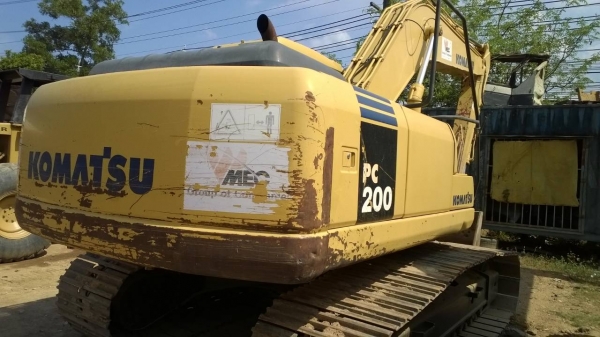 PC200-7 เล่มทะเบียนไม่ขาด ใช้น้อย4500ชม.รถเดิมสีเดิม สวย..แค่สีลอก..