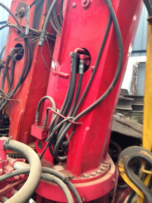 ขายเครน UNIC UCAN 3 ตัน 3 ท่อน