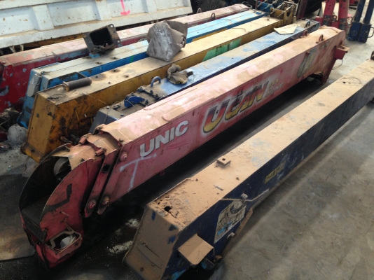 ขายเครน UNIC UCAN 3 ตัน 3 ท่อน