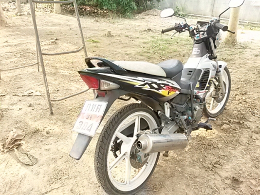 ขาย sonic 125 cc ทะเบียนพร้อมชุดโอน พรบ. ภาษีเต็ม
