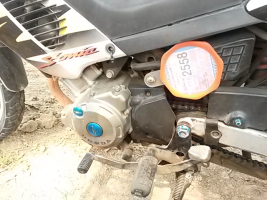 ขาย sonic 125 cc ทะเบียนพร้อมชุดโอน พรบ. ภาษีเต็ม