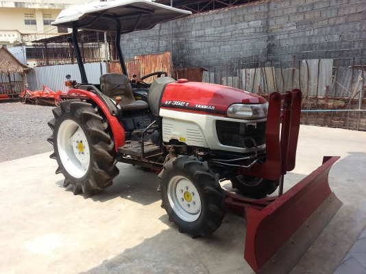 ยันร์ม่า 352 t ใบมีด  สภาพเดิมๆใช้งานใด้ปรกติ