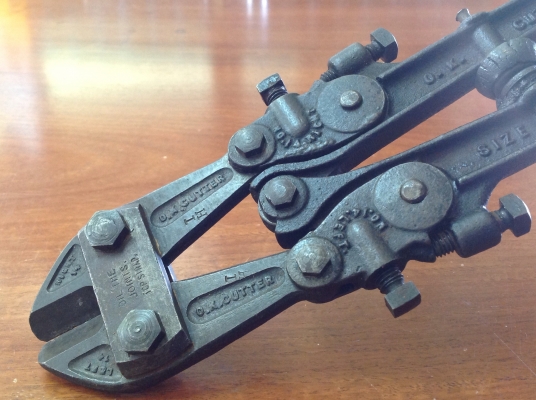 ขายกรรไกรตัดเหล็ก หัวน๊อต โบราณ อายุ 106 ปี ( Jan 12, 1909 ) เหล็กดีปากคมมาก