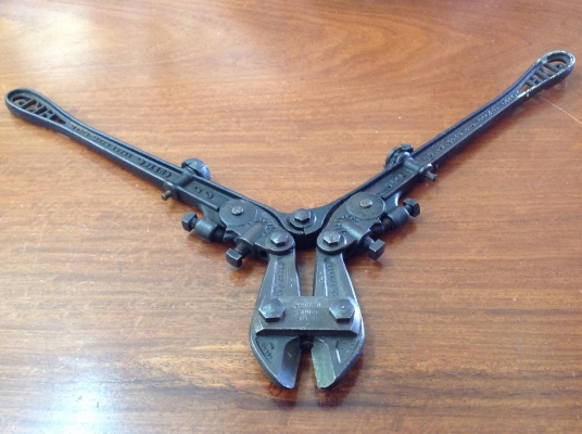 ขายกรรไกรตัดเหล็ก หัวน๊อต โบราณ อายุ 106 ปี ( Jan 12, 1909 ) เหล็กดีปากคมมาก