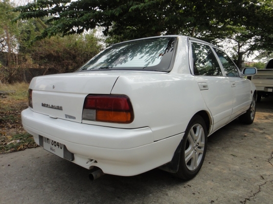 Daihatsu  Applause