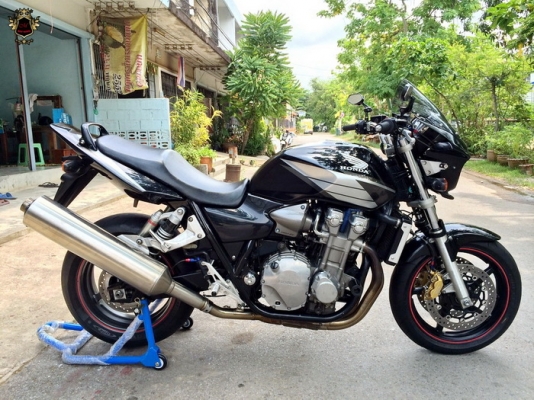 HONDA CB1300CC ปี2005 หัวฉีด แรงจัดๆ สรรพสามิตแท้! 168,000 -