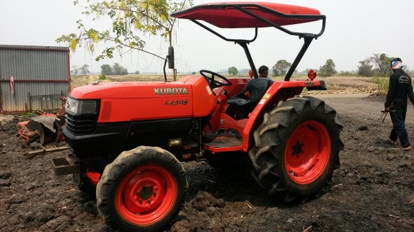 จักรพันธ์จัดให้ L4508 ตัวเปล่า ราคาถูกสุดๆ  จัดไป 218,000- สภาพพร้อมลุยงานได้ทันที มีบริการเรื่องการเงินให้นะครับ