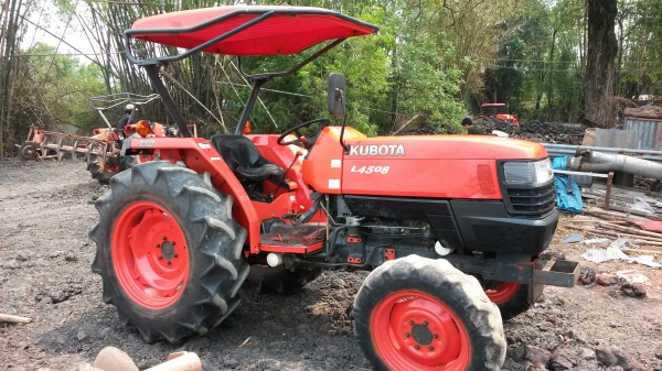 จักรพันธ์จัดให้ L4508 ตัวเปล่า ราคาถูกสุดๆ  จัดไป 218,000- สภาพพร้อมลุยงานได้ทันที มีบริการเรื่องการเงินให้นะครับ