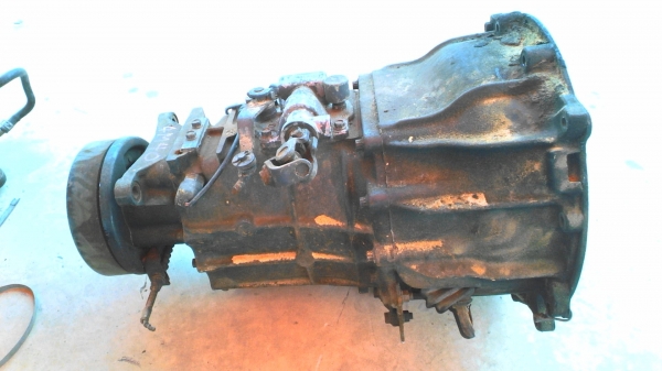 ขายเกียร์ ใส่ มิตซู 4 M40 พร้อมชุดหลัง รถบรรทุก ขายเกียร์ ใส่ มิตซู 4 M40 พร้อมชุดหลัง รถบรรทุก