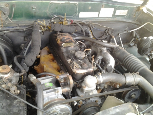 ขายเครื่องดีเซลอีซูซุ 4JB1 พร้อมเกียร์4X4 ยังไม่ได้ยกลงจากรถครับ เครื่องแน่นอุปกรณ์ครบ ไดสตาร์ท ไดชาร์จ คอมแอร์ ปั๊มเพาเวอร์ พร้อมเกียร์โฟร 4X4 สมบูรณ์ มาลองขับดูก่อนได้ครับ ขาย 45000