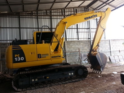 ขายดาวน์รถแมคโฮ KOMATSU PC 130-8