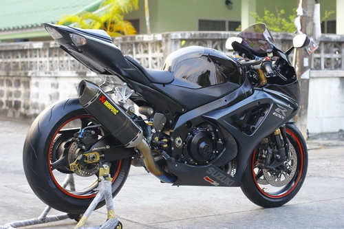 ขาย Suzuki Gixxer K8 R1000 รถสีเดิม ทะเบียนแท้โอนขนส่ง