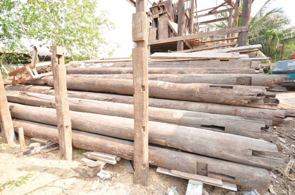 ขาย เสา ไม้