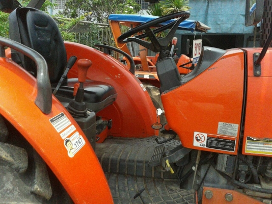 ขาย KUBOTA   M7040 ดันหน้า ผาน3