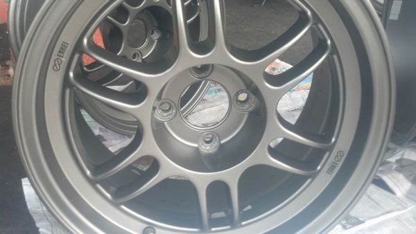 Rpf1 ขอบ 15 กว้าง 8 สีเทาดำ 4 รู 100 ราคา 8400