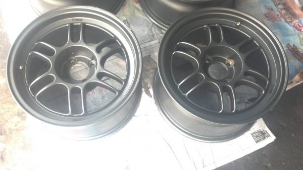 Rpf1 ขอบ 15 กว้าง 8 สีเทาดำ 4 รู 100 ราคา 8400