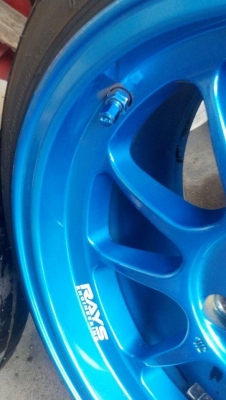 RF1 15 กว้าง 8 ออฟ 25 ขนาด 4 รู 100 ยางปี 13 ราคา 12800