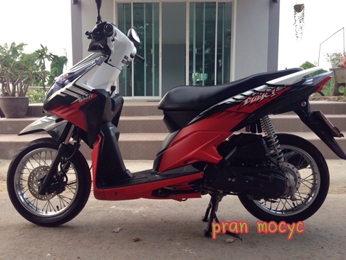 ขายHonda click110i สีดำเเดง ปี2555