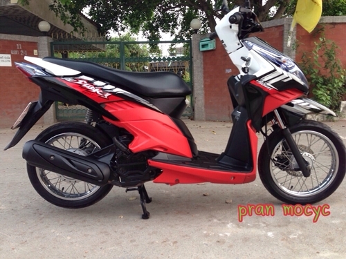 ขายHonda click110i สีดำเเดง ปี2555