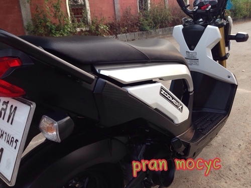 ขายมอเตอร์ไซค์มือสอง zoomer-xสีขาว ปี2556