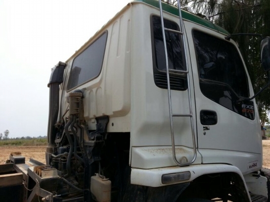 รถอีซูซุ 10 ล้อดั้ม 270 แรงม้า. ปี 49 ( ยูโรทู ) สนใจติดต่อ 081 - 6079515 รถอีซูซุ 10 ล้อดั้ม 270 แรงม้า. ปี 49 ( ยูโรทู ) สนใจติดต่อ 081 - 6079515