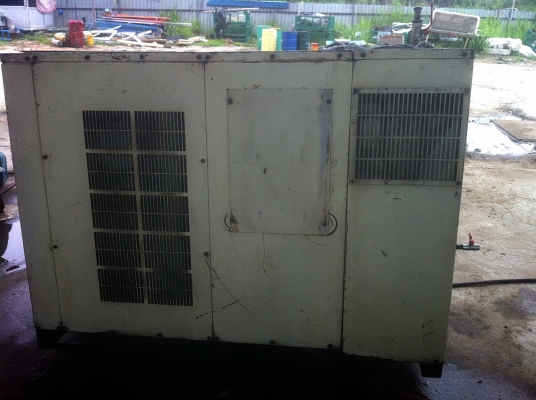 ขายปั๊มลมสกรู 30 แรงม้ามีแอร์ดายเออร์ในตัวใช้งานได้ดีทำลมเร็ว55,000 บาทครับ