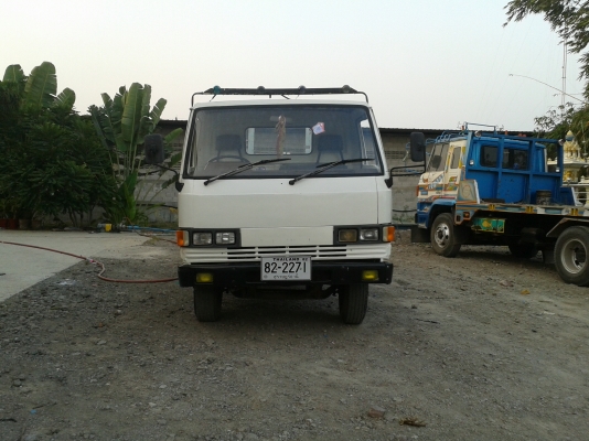 ขายKM779 เครื่่อง165แรงม้าเกียรร์HO8.2รอบ