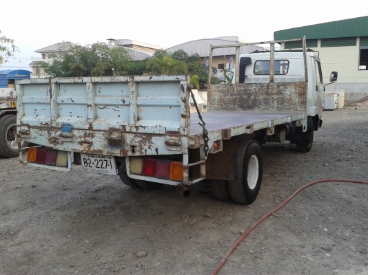 ขายKM779 เครื่่อง165แรงม้าเกียรร์HO8.2รอบ