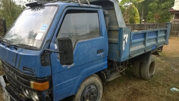 TOYOTA BU61  เครื่อง11B เกียร์สั้น รถสภาพดี รถห้างแท้....