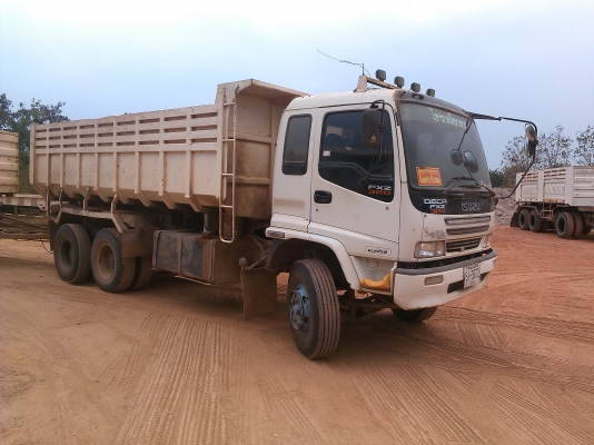 ขายอีซุซุ  เดก้า 270 แรง  ยูโร 2   ปี 52