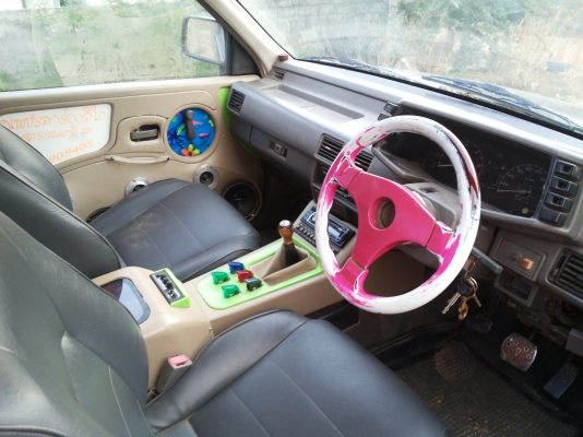 รถสวยมาก พร้อมใช้ ขายถูก สวย ๆ เครื่องเสียงชุดใหญ่