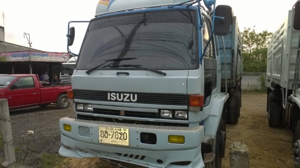 ขายดาวน์...ISUZU คัสซีจัมโบ้ วางเครื่อง240แรง เกียร์ฟุลเลอร้ เบรคทิฟฟี่...