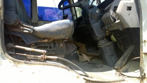 1้0ล้อดั้ม HINO 260แรง คัสซีZM303 วางเครื่องK13D เล่มพร้อม ม.79 เอาไปเก็บงานใหม่เลย...ขายตามสภาพ