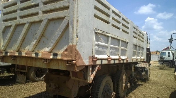 1้0ล้อดั้ม HINO 260แรง คัสซีZM303 วางเครื่องK13D เล่มพร้อม ม.79 เอาไปเก็บงานใหม่เลย...ขายตามสภาพ