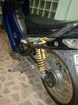 ขาย เวฟ 100 สีน้ำเงิน ดิสหน้า รถปี 2547 เจ้าของมือเดียว เล่ม เอกสารพร้อมโอน ราคาต่อรองได้