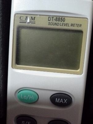 เครื่องวัดความระดับเสียง ยี่ห้อ CEM  DT8850