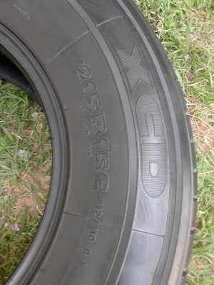215R15C MICHELIN XCD  มี 2 เส้น TEL.081-427-3941