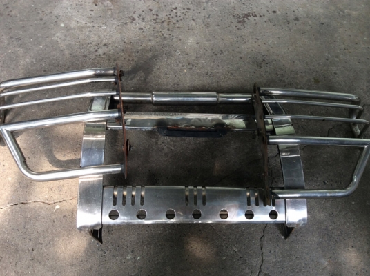 กันชน OFF ROAD/กระบะทุกประเภท สแตนเลสแท้ ถอดออกจากรถเจ้าของเอง ขายราคา 1,500 บาท อยู่กรุงเทพฯ ลาดพร้าว/โชคชัย4 ค่ะ บาท สนใจคุยต่อรอง ติดต่อคุณสุวัฒน์ 0837310899