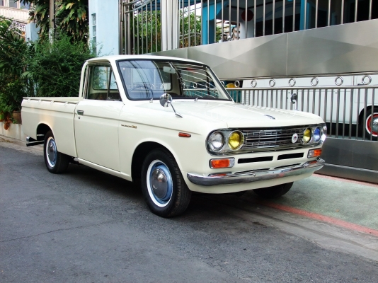 >>> Datsun 521 <<< >>> Datsun 521 <<<