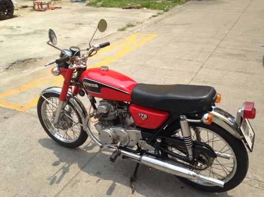 ขาย CB175 สักคัน ทะเบียนพร้อมโอนครับ ถูกๆ