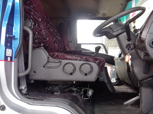 ต้องการขายรถเครน ยูโร 2 ปี 51 เพลาเดียว (พร้อมระบบลากลูก) ต้องการขายรถเครน ยูโร 2 ปี 51 เพลาเดียว (พร้อมระบบลากลูก)