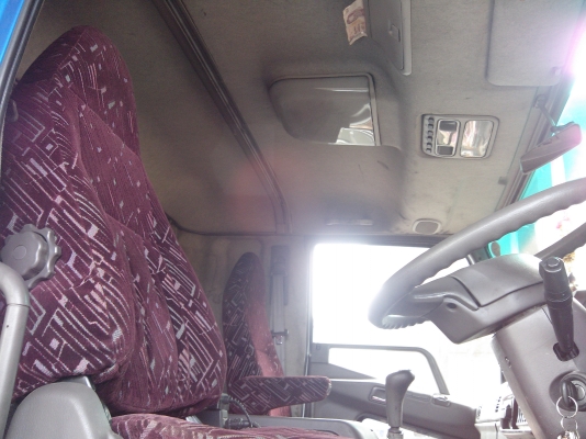 ต้องการขายรถเครน ยูโร 2 ปี 51 เพลาเดียว (พร้อมระบบลากลูก) ต้องการขายรถเครน ยูโร 2 ปี 51 เพลาเดียว (พร้อมระบบลากลูก)