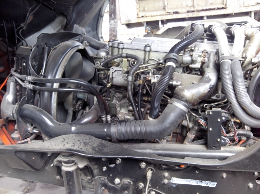 ต้องการขายรถเครน ยูโร 2 ปี 51 เพลาเดียว (พร้อมระบบลากลูก) ต้องการขายรถเครน ยูโร 2 ปี 51 เพลาเดียว (พร้อมระบบลากลูก)